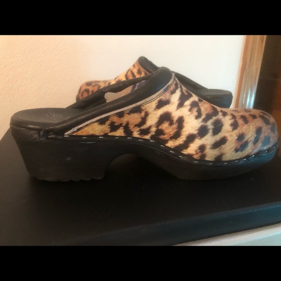 c and c swedish clogs